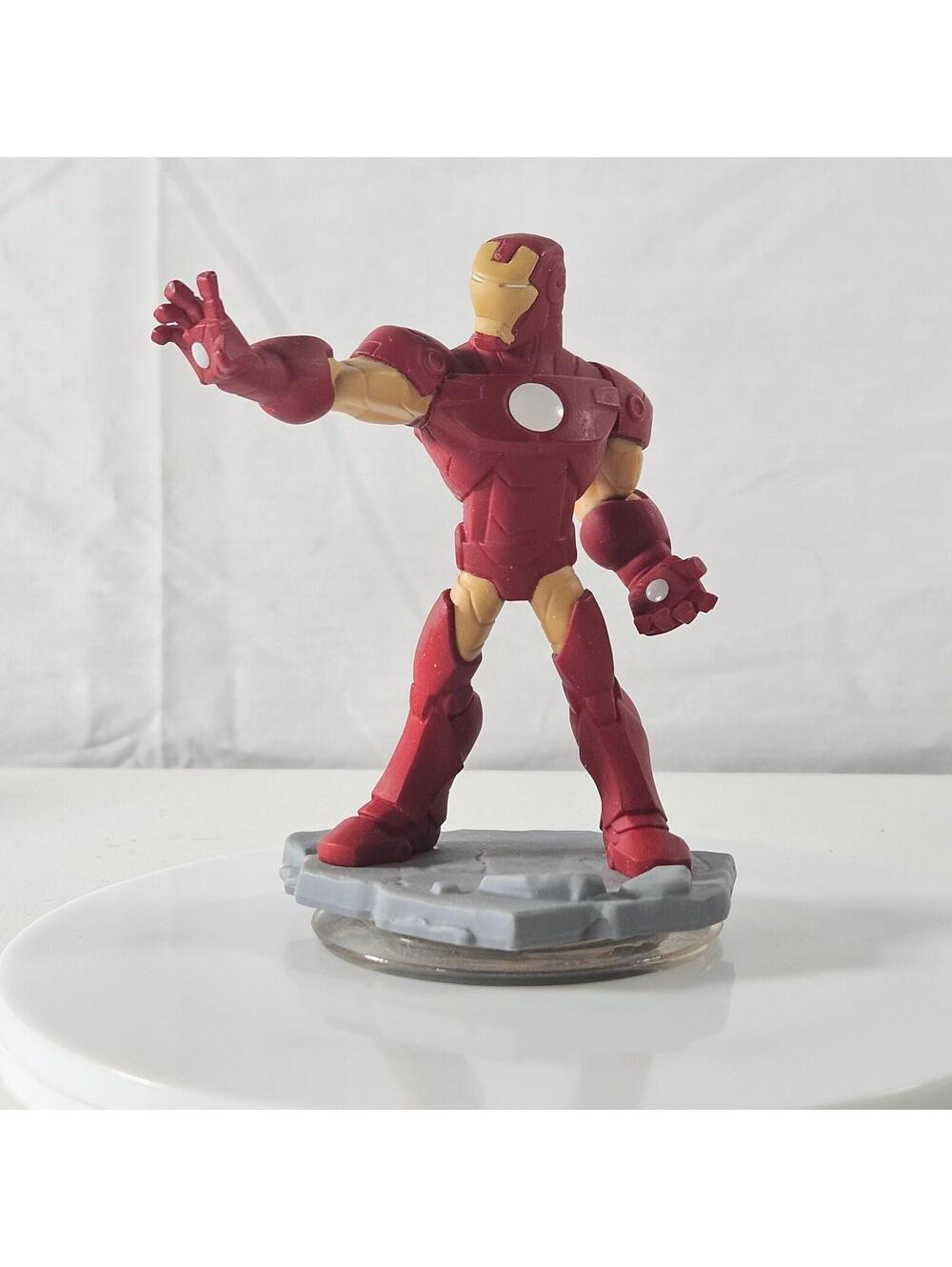 Disney Infinity Marvel Figure & Portal Lot